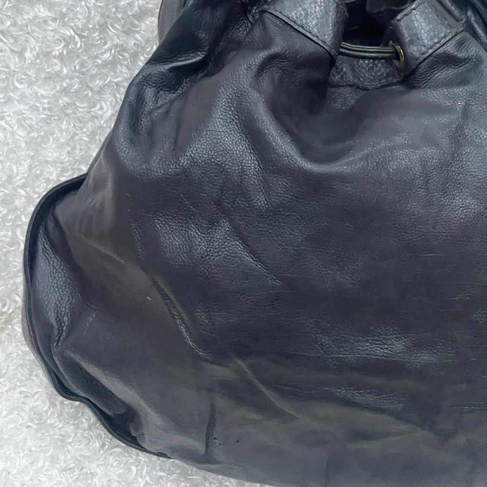 Gucci Leather Hobo Drawstring Shoulder Bag - Picture 6 of 14